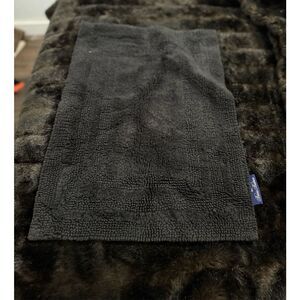 Brooks brothers black thick bath shower mat